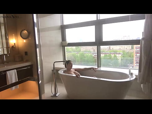 ❤️ Milžiniškas kūdikis aistringai masturbuoja savo putę vonios kambaryje ❌ Porno prie mūsų lt.pornovore.ru ❌️❤